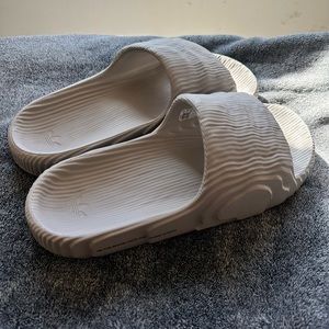 Adidas Adilette 22 Slides - Light Brown - Men’s 11.5